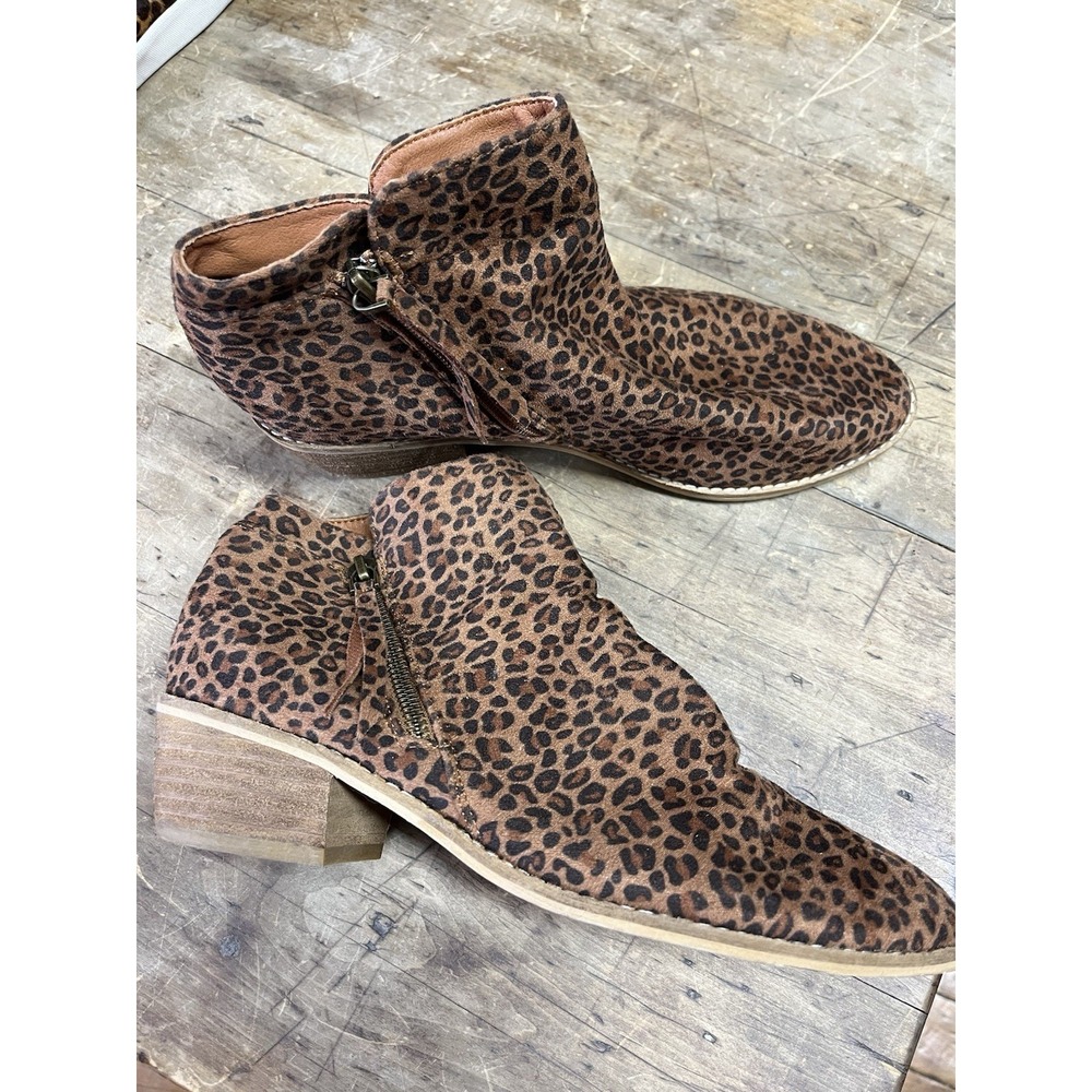 Boutique by Corkys Leopard Ankle Boots Womens 9 Zip tomstone block heel